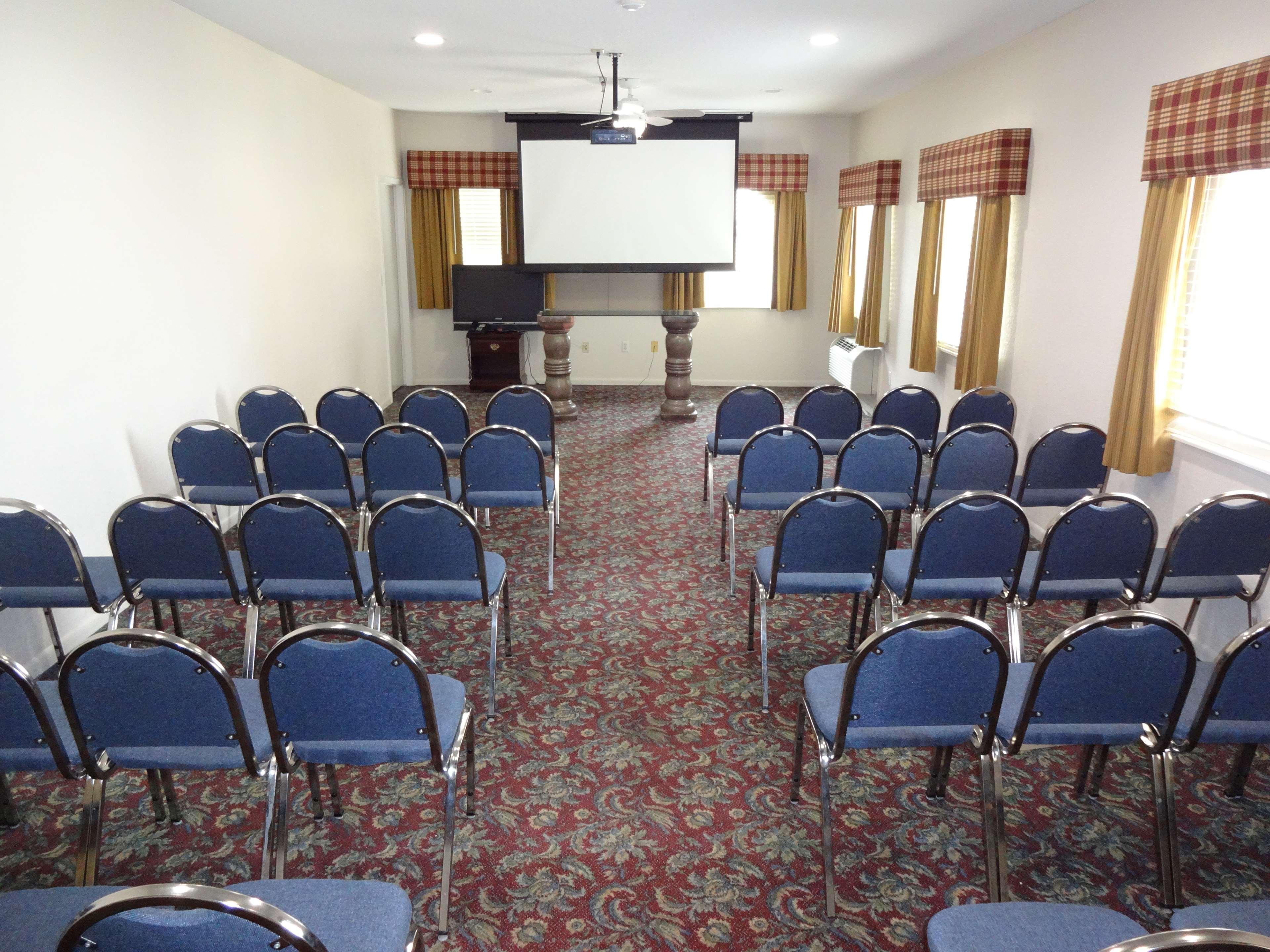 Quality Inn & Suites Cypress Buitenkant foto