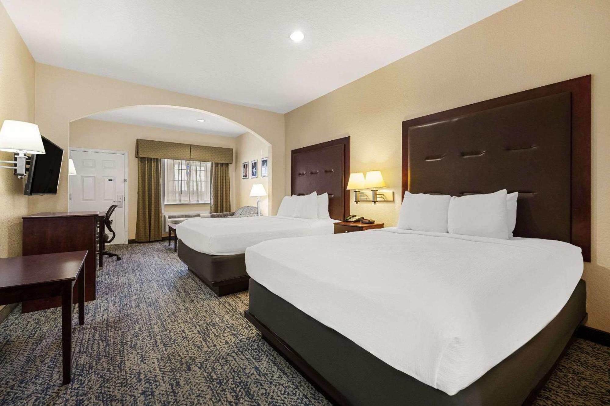 Quality Inn & Suites Cypress Buitenkant foto